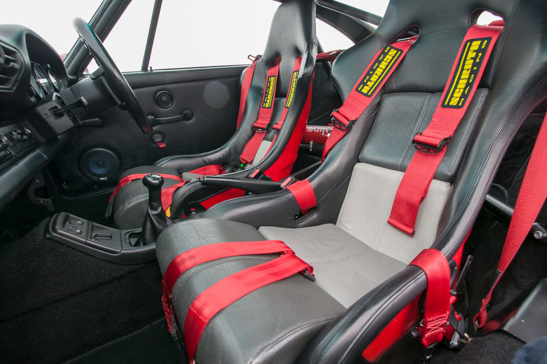 European 964RS interior totally different to RS America