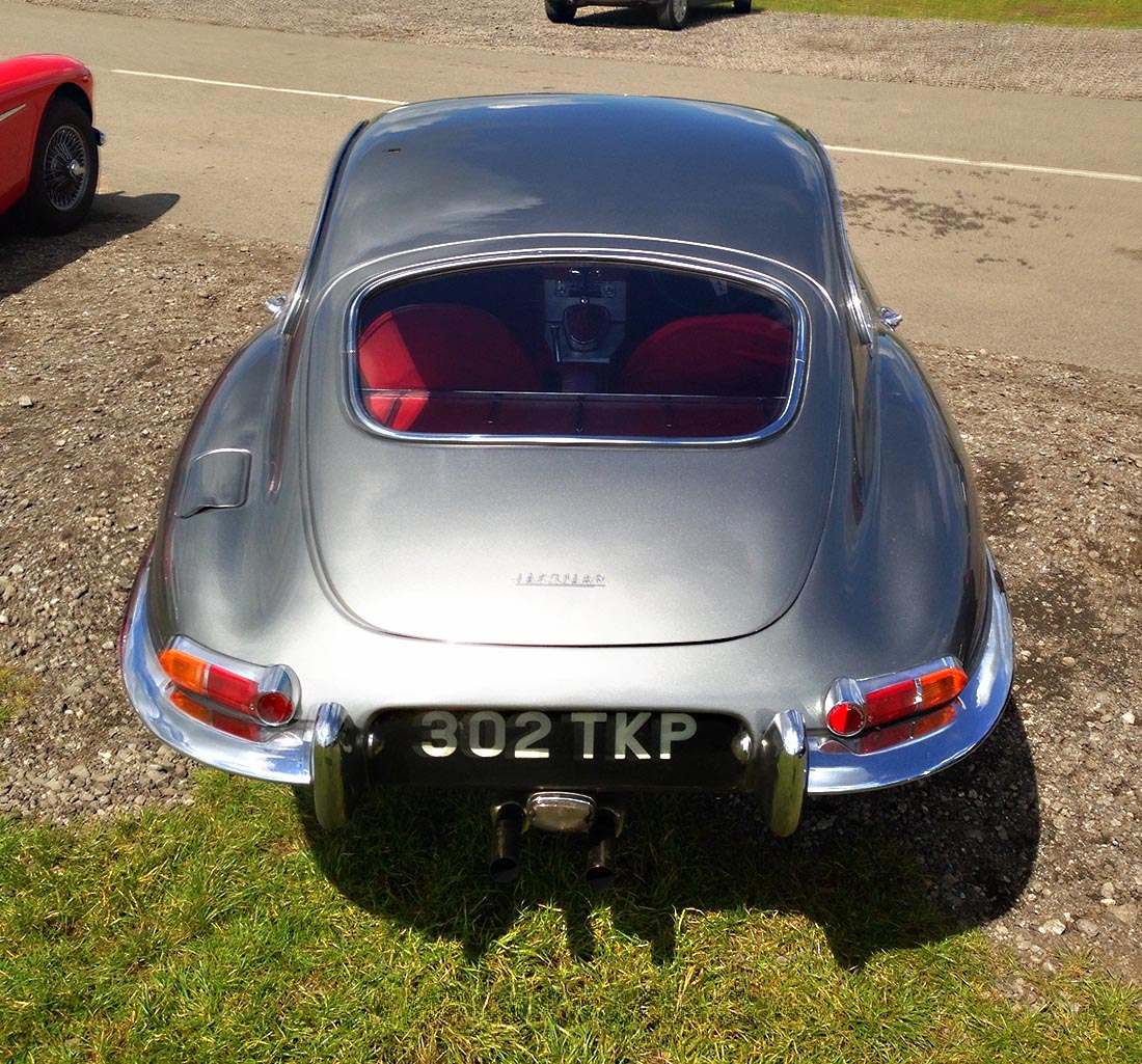 Jaguar E Type restoration driven on track