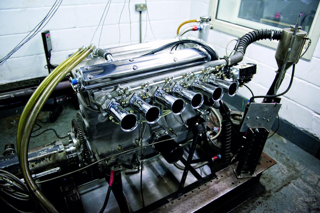 jaguar-e-type-lightweight-22