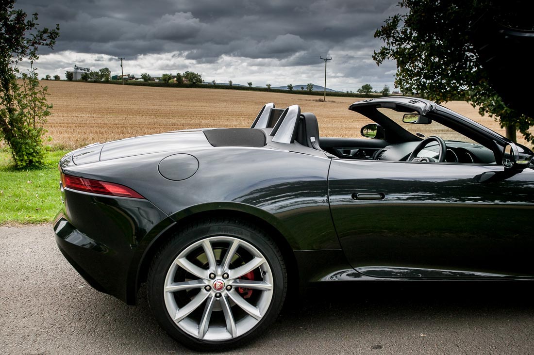 Jaguar F Type Review detail view