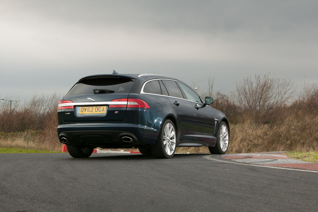 jaguar-xf-sportbrake-7