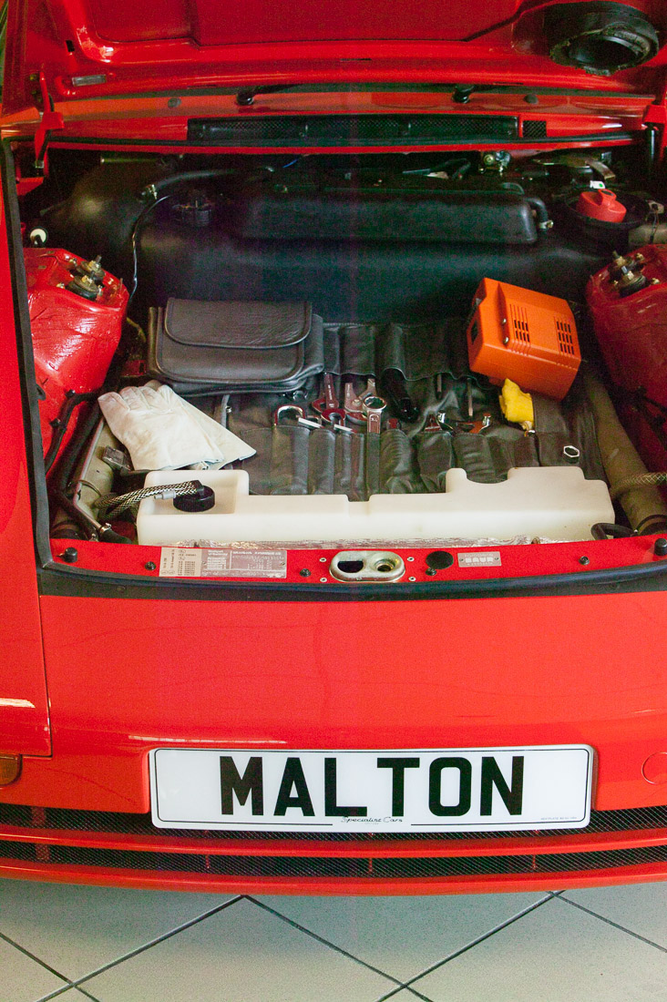 red-porsche-959-12